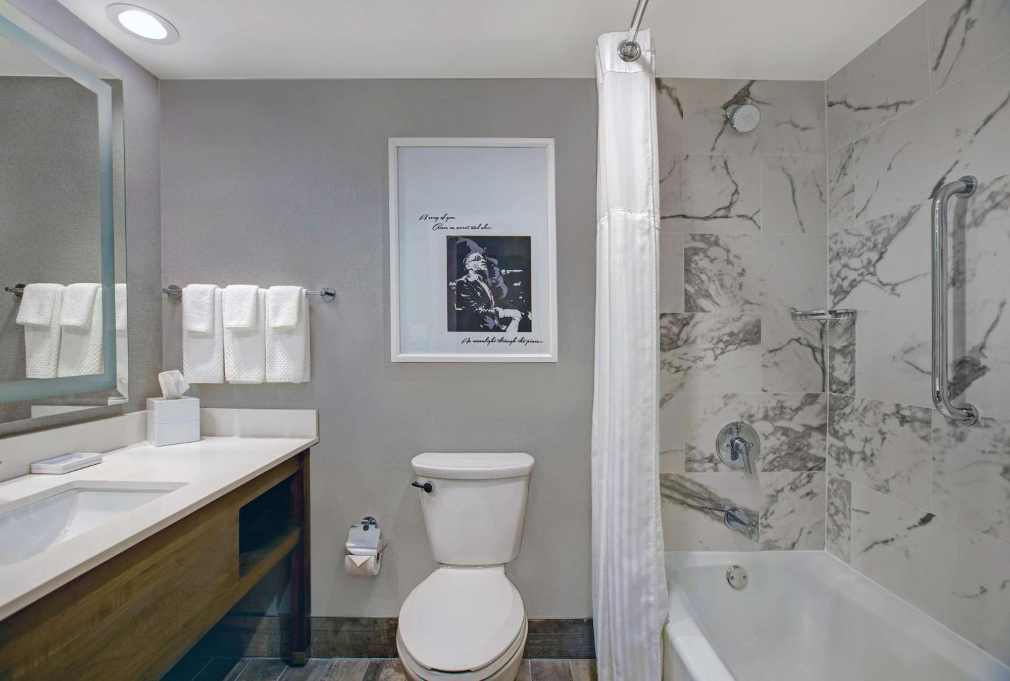 One-Bedroom Two Level King Suite,1281106267:JPEG