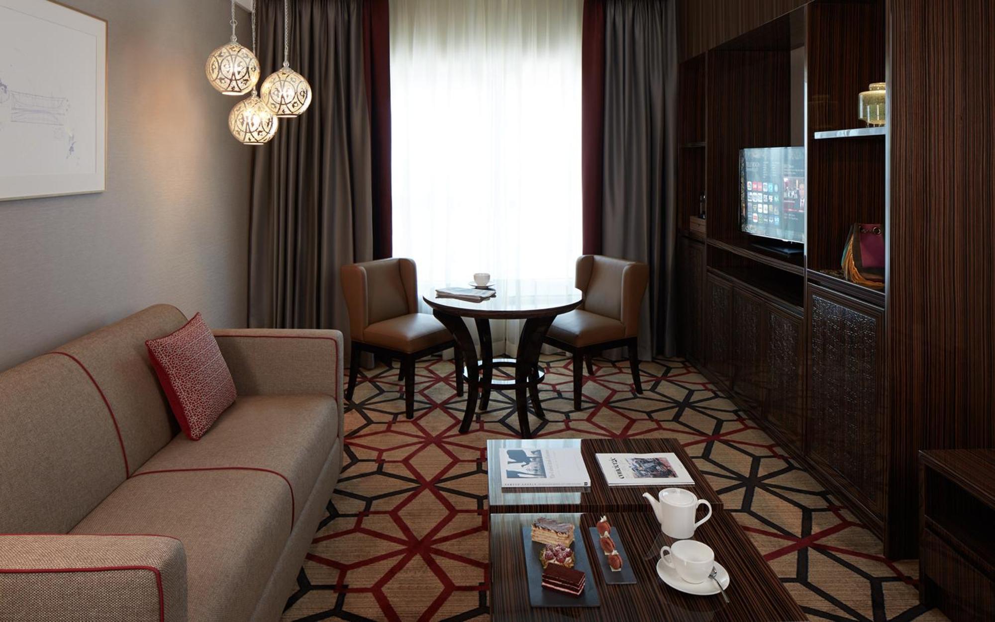 Naumi Suite • Outlet Mall Shuttle • Dining • Ideal Getaway,1306024906:JPEG