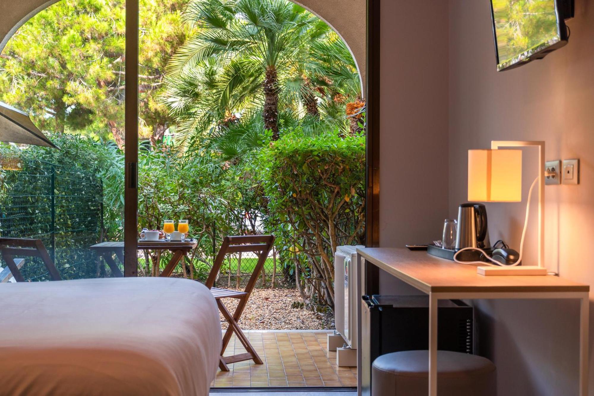 Double Room little private garden