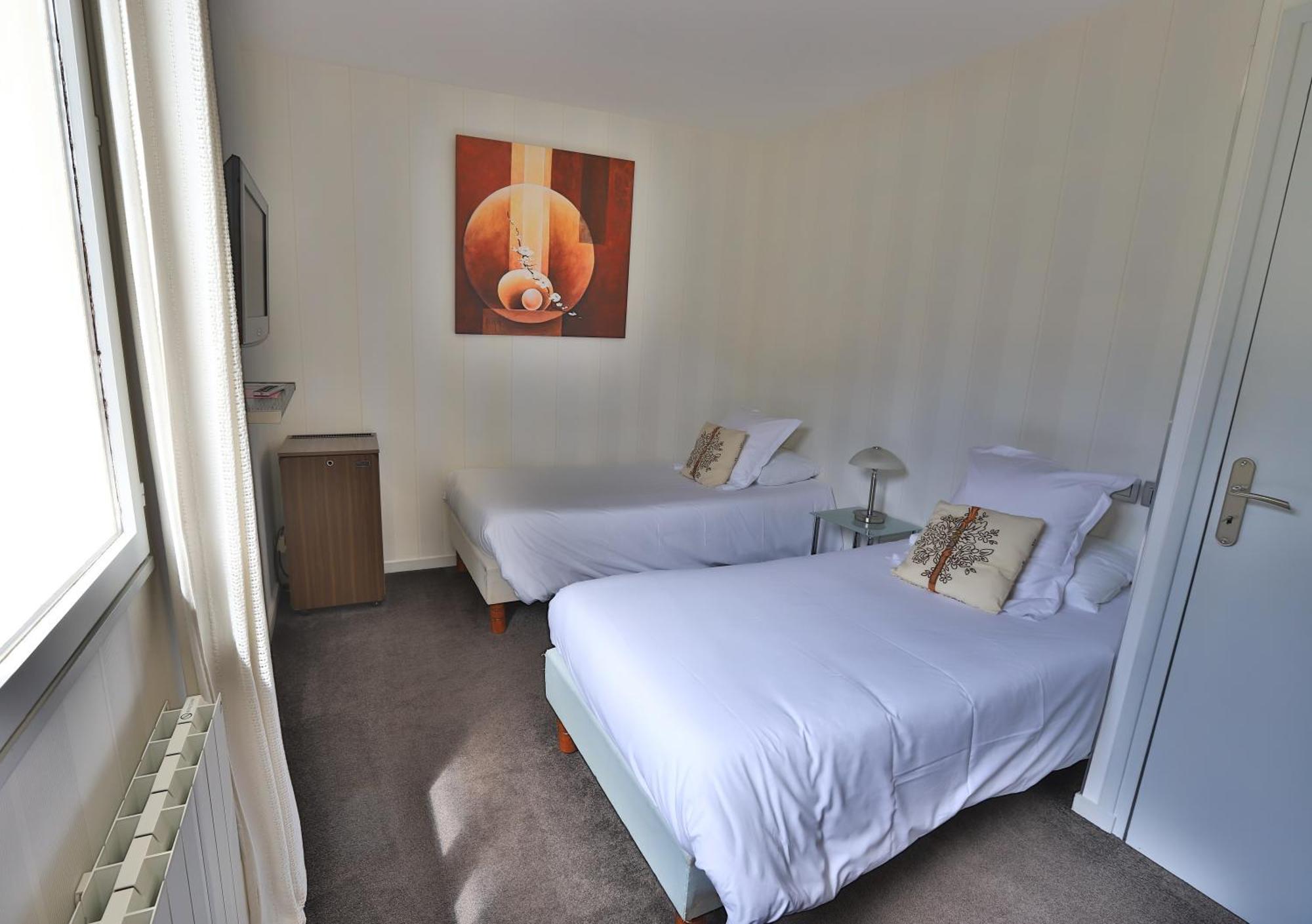 Superior Twin Room,1285121788:JPEG