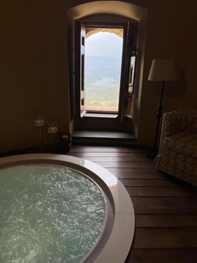Suite Queen con Vasca Idromassaggio