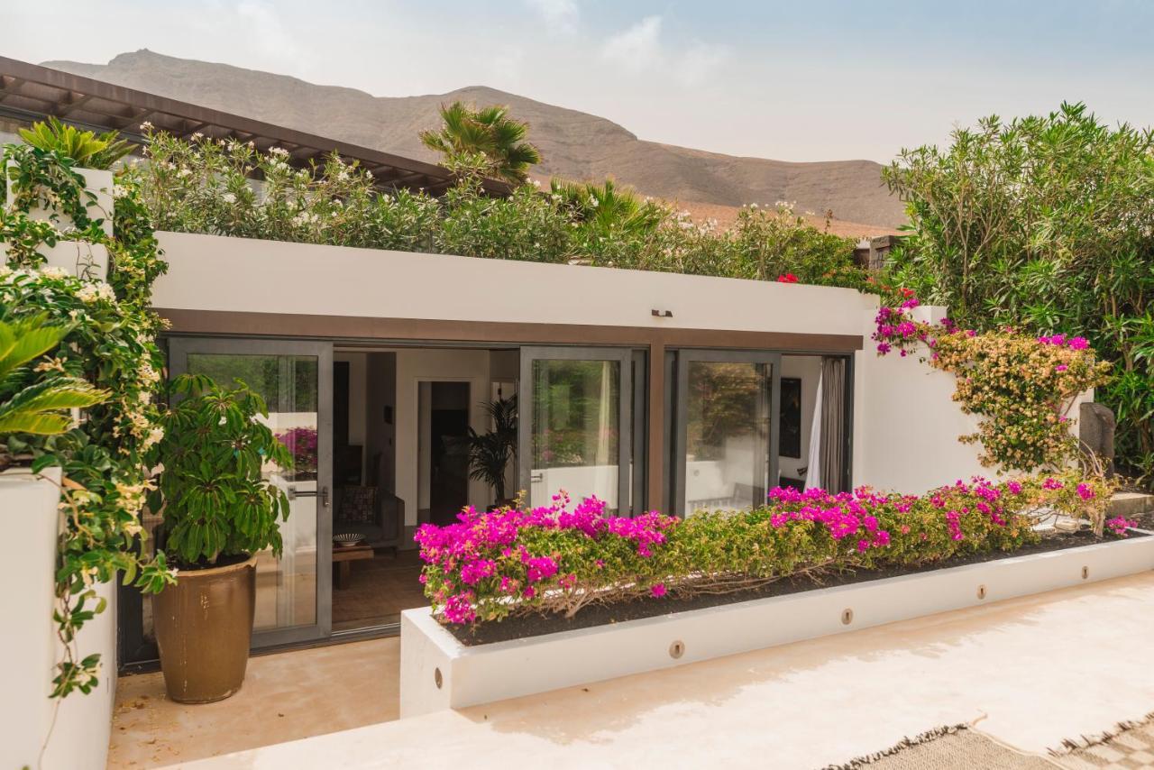 Apartamento con vistas a la piscina