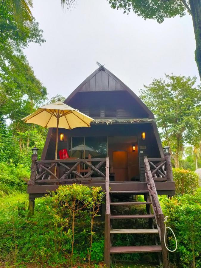 Bali Huisje met Uitzicht op de Tuin