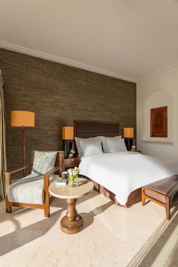 Habitación Doble Premium con cama grande y vistas al mar