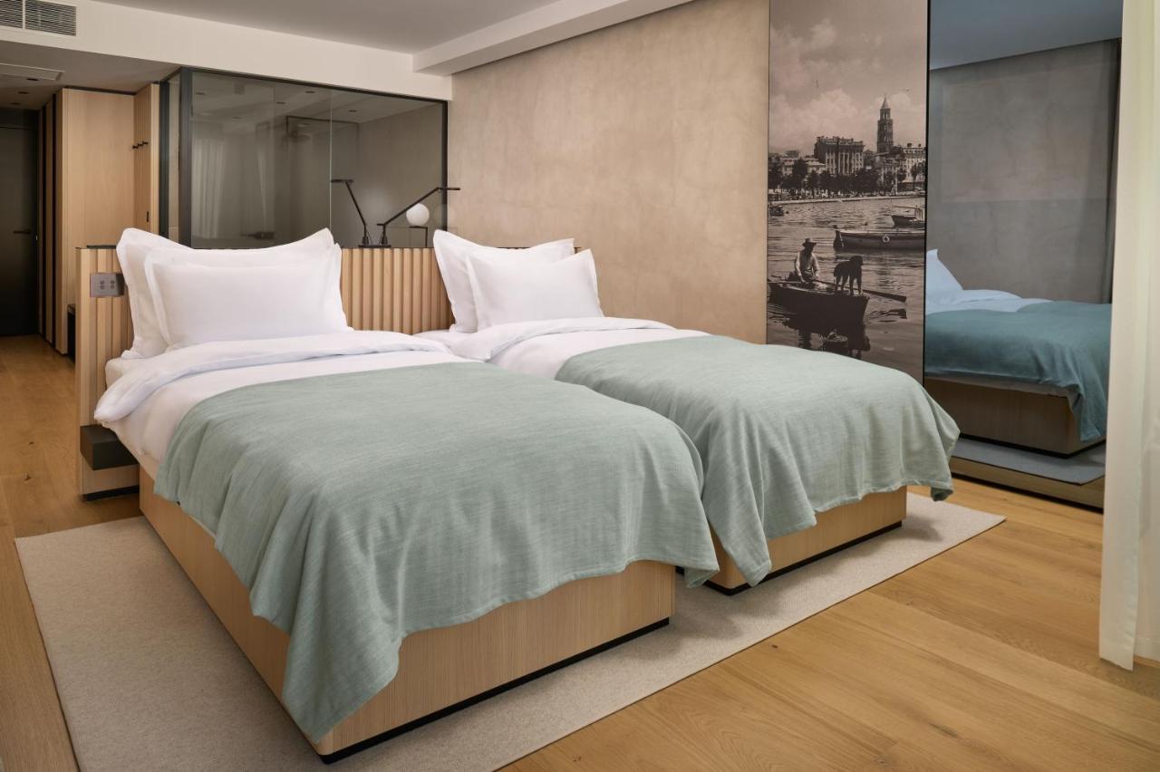 Chambre Lits Jumeaux Premium avec Balcon - Vue sur Ville