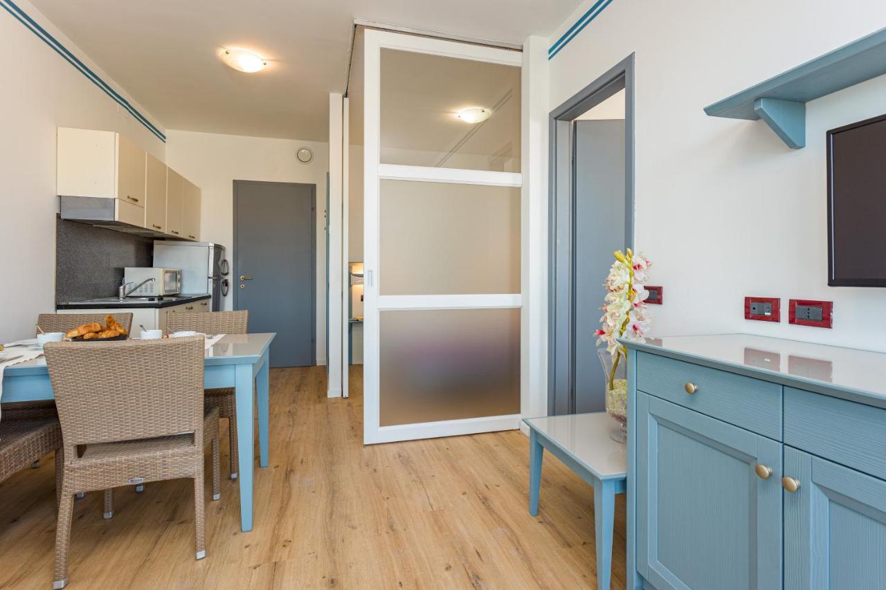 Ferienwohnung mit 2 Schlafzimmern, Balkon und Meerblick (4 Personen)