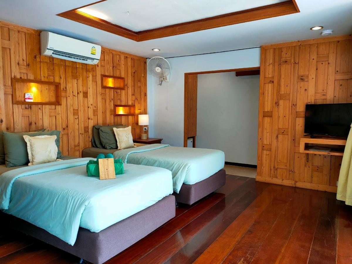 Thai Twin Room Sea View