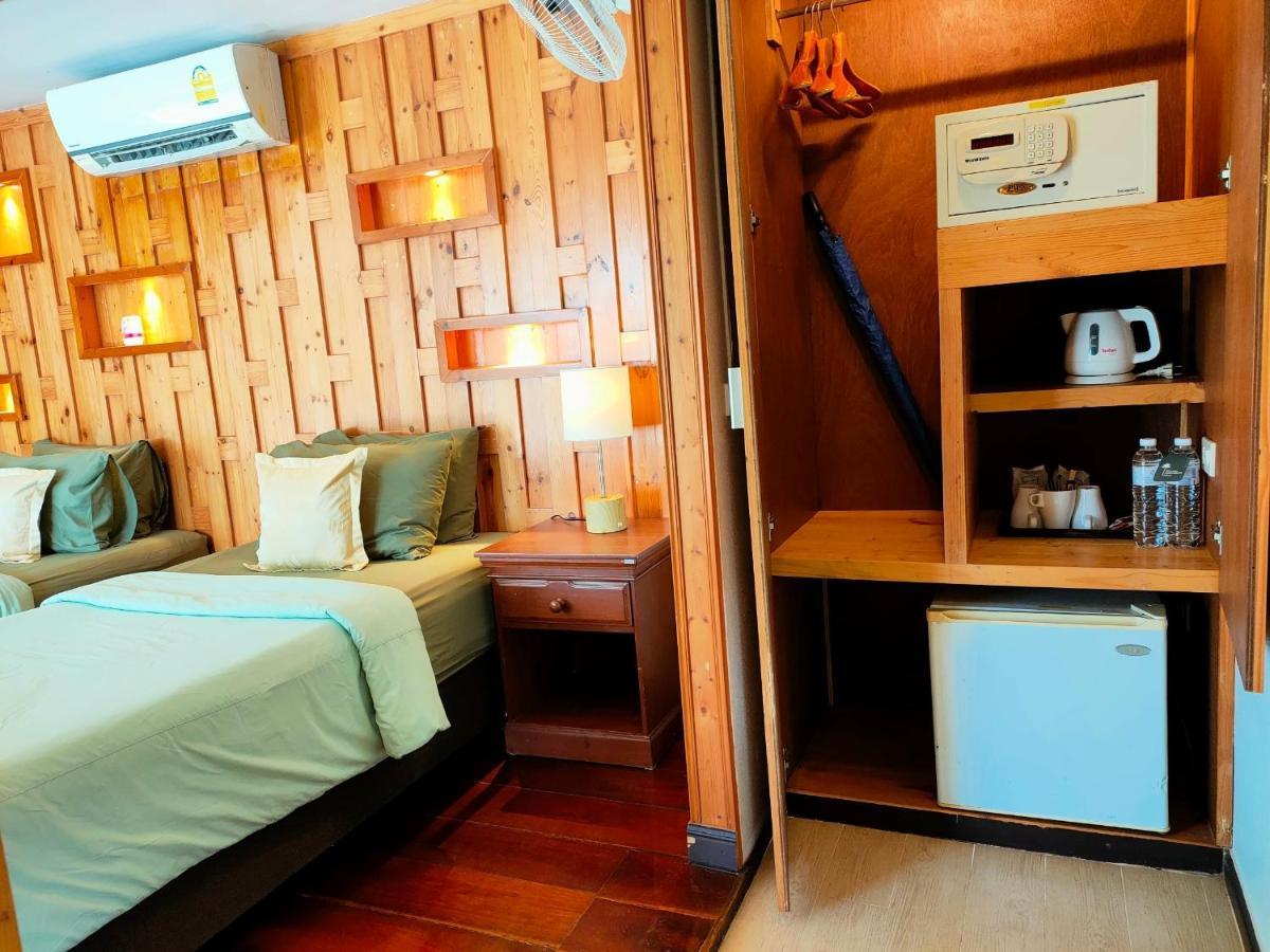 Thai Twin Room Sea View