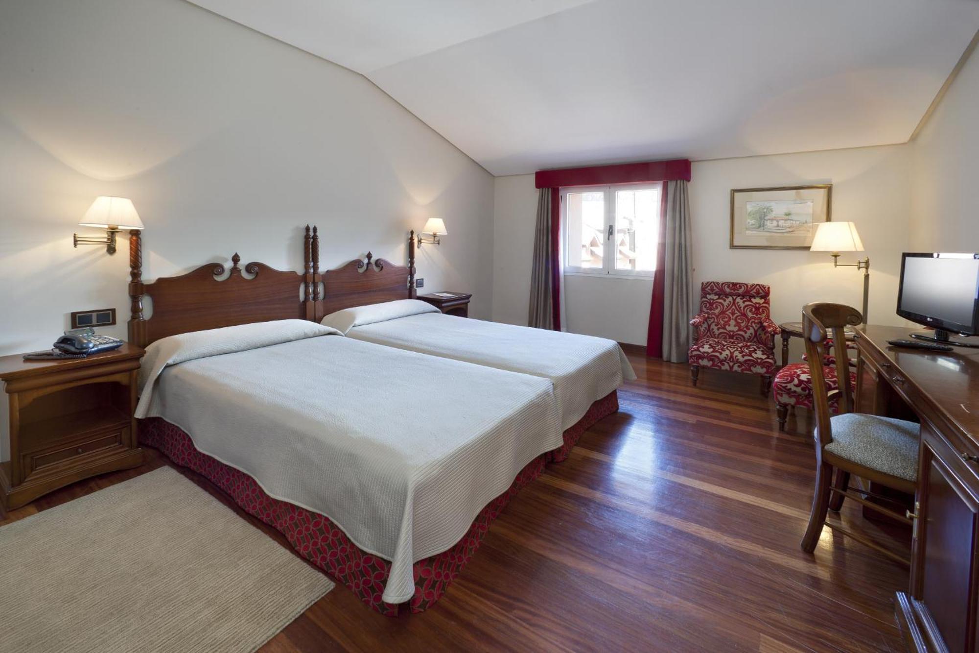 Standard Double Room,1306953751:JPEG