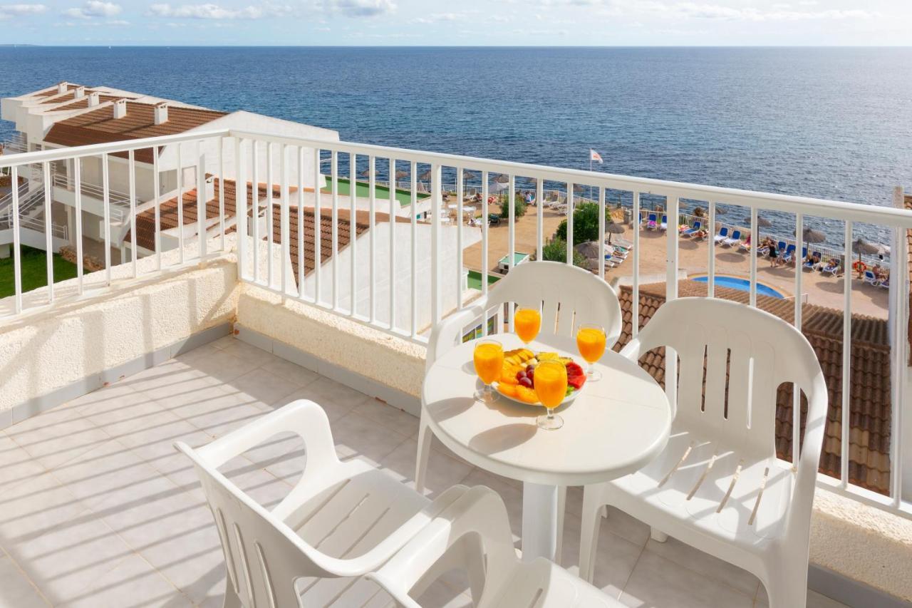 One-Bedroom Apartment Sea View