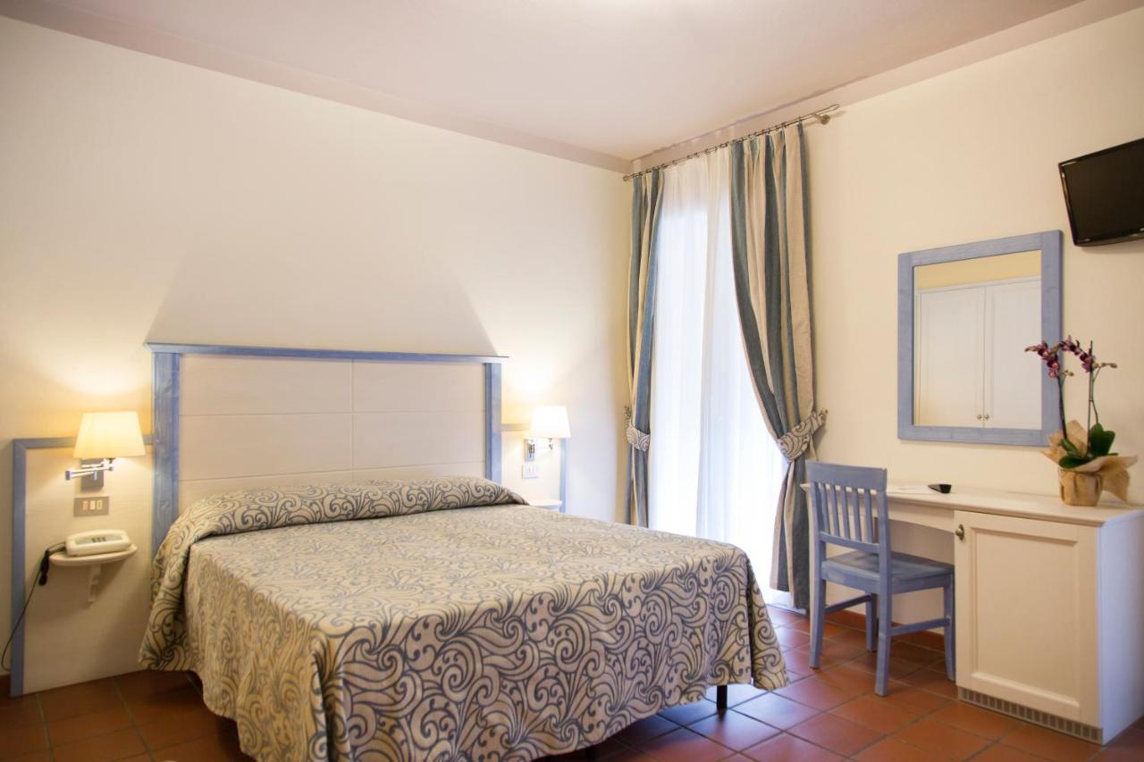 Standard Double or Twin Room,1537907596:JPEG