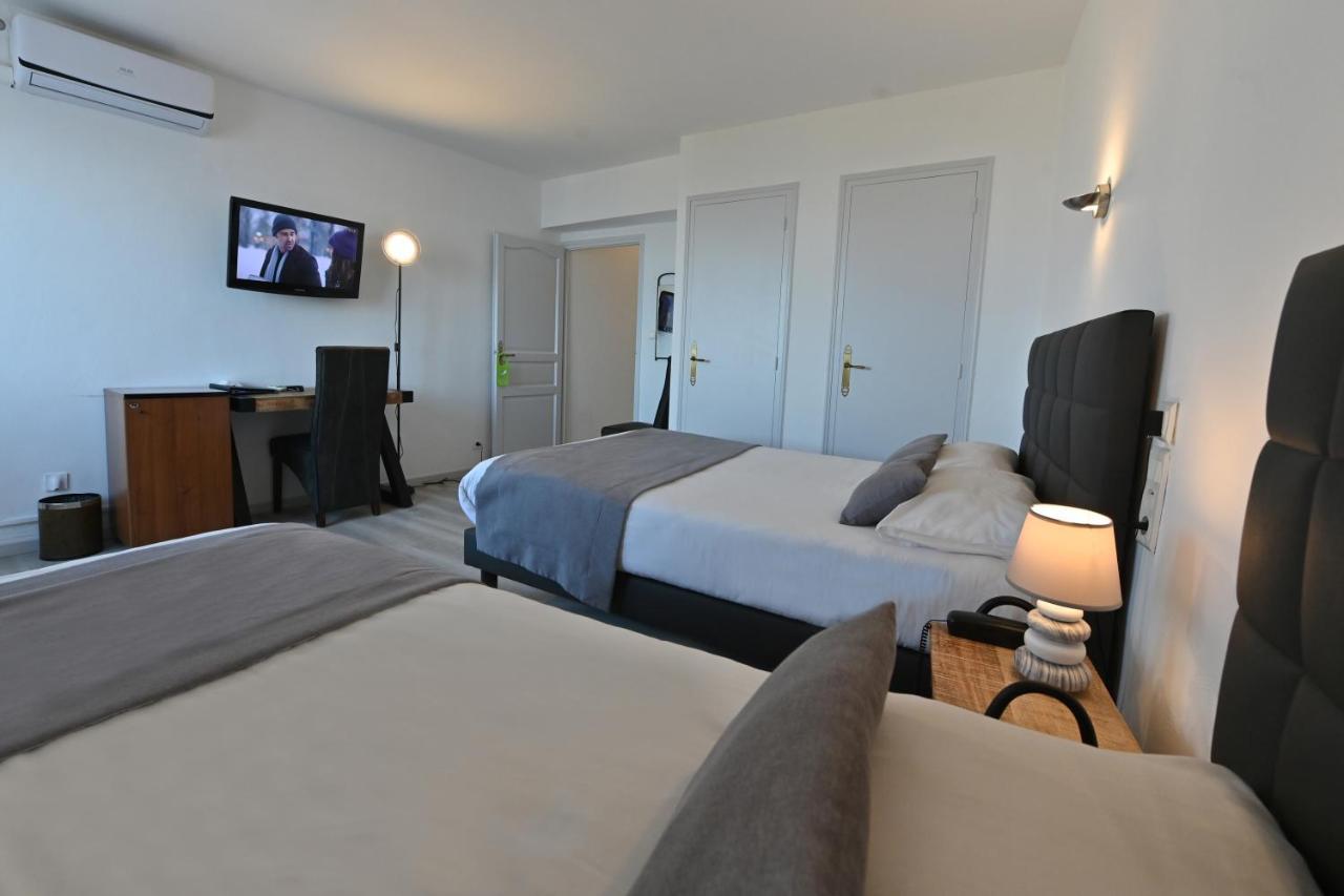 Triple Room,1328136365:JPEG