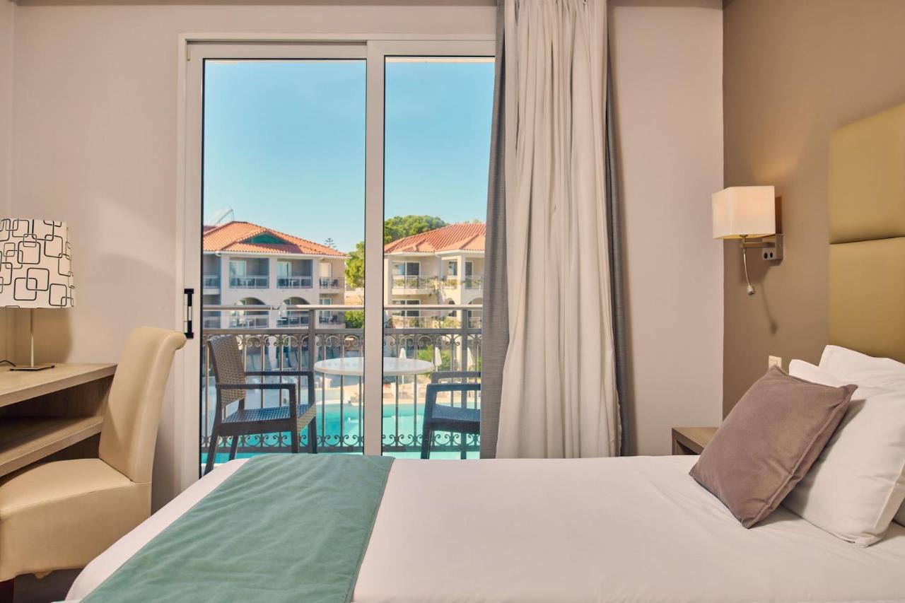 Cozy Double Room Pool View,1332765338:JPEG
