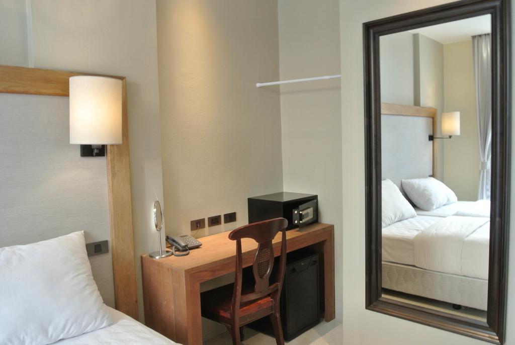 Superior Double or Twin Room,587574039:JPEG