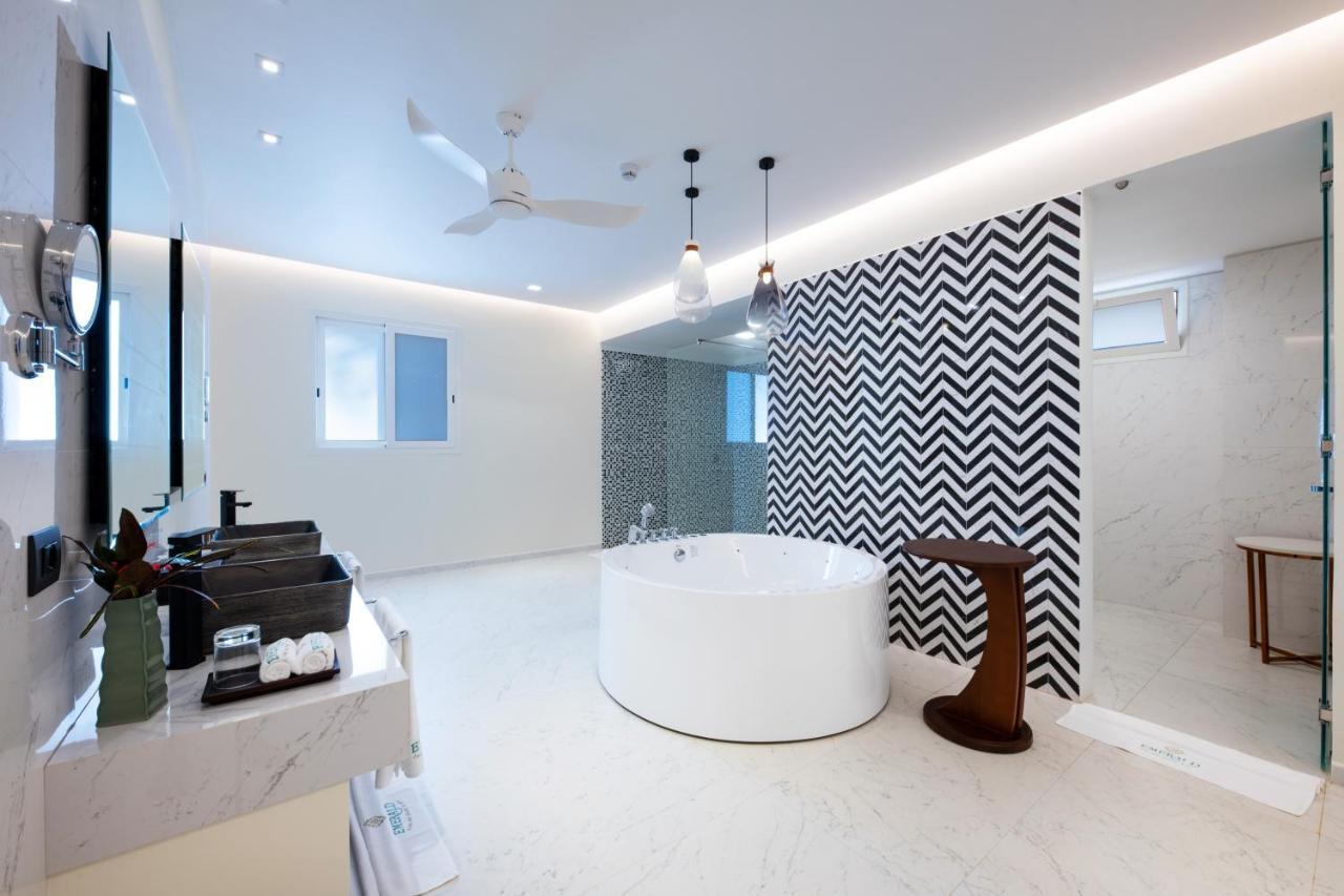 Executive Suite King Ocean View w private Pool,1333662443:JPEG