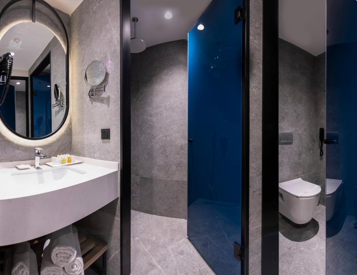 Standard Double or Twin Room,1341073517:JPEG