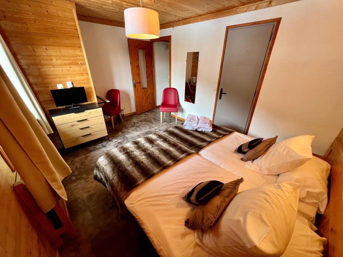 Chambre Lits Jumeaux avec Salle de Bains