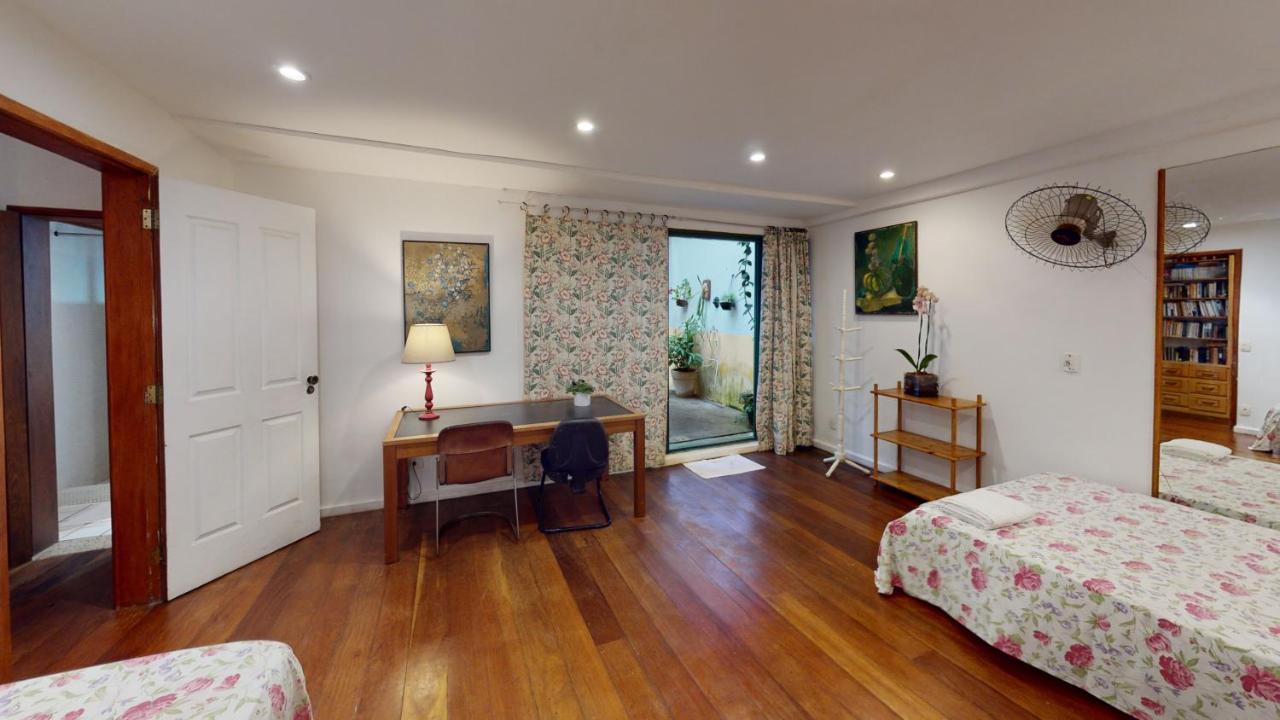 Quarto Triplo Econômico com Banheiro Compartilhado