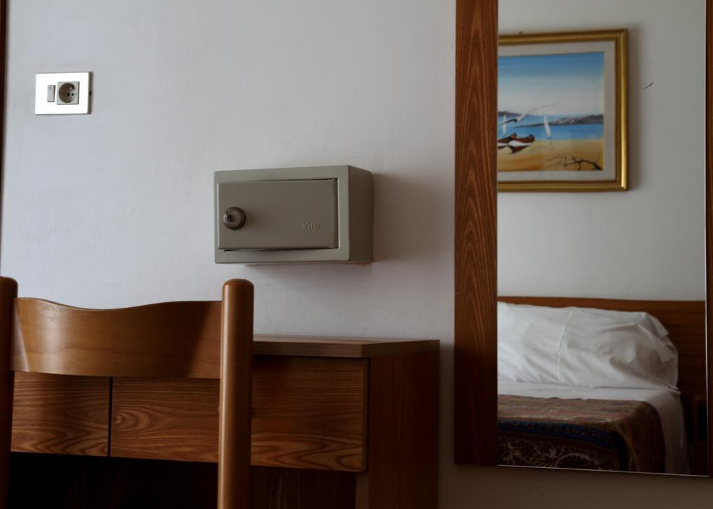 Double or Twin Room,422717637:JPEG