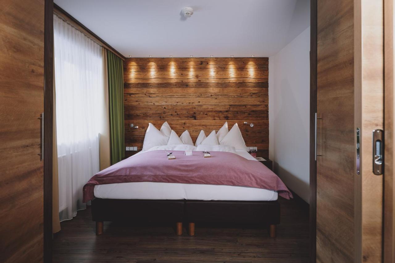 Junior Suite,1526616271:JPEG