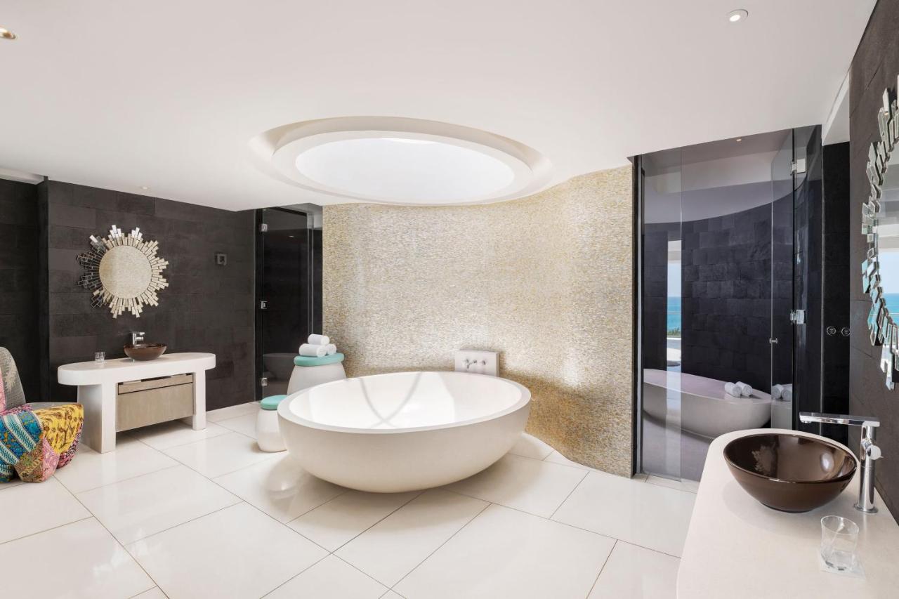 Penthouse Bi-Level Suite 2 Bedroom Bi-level Suite Top floor