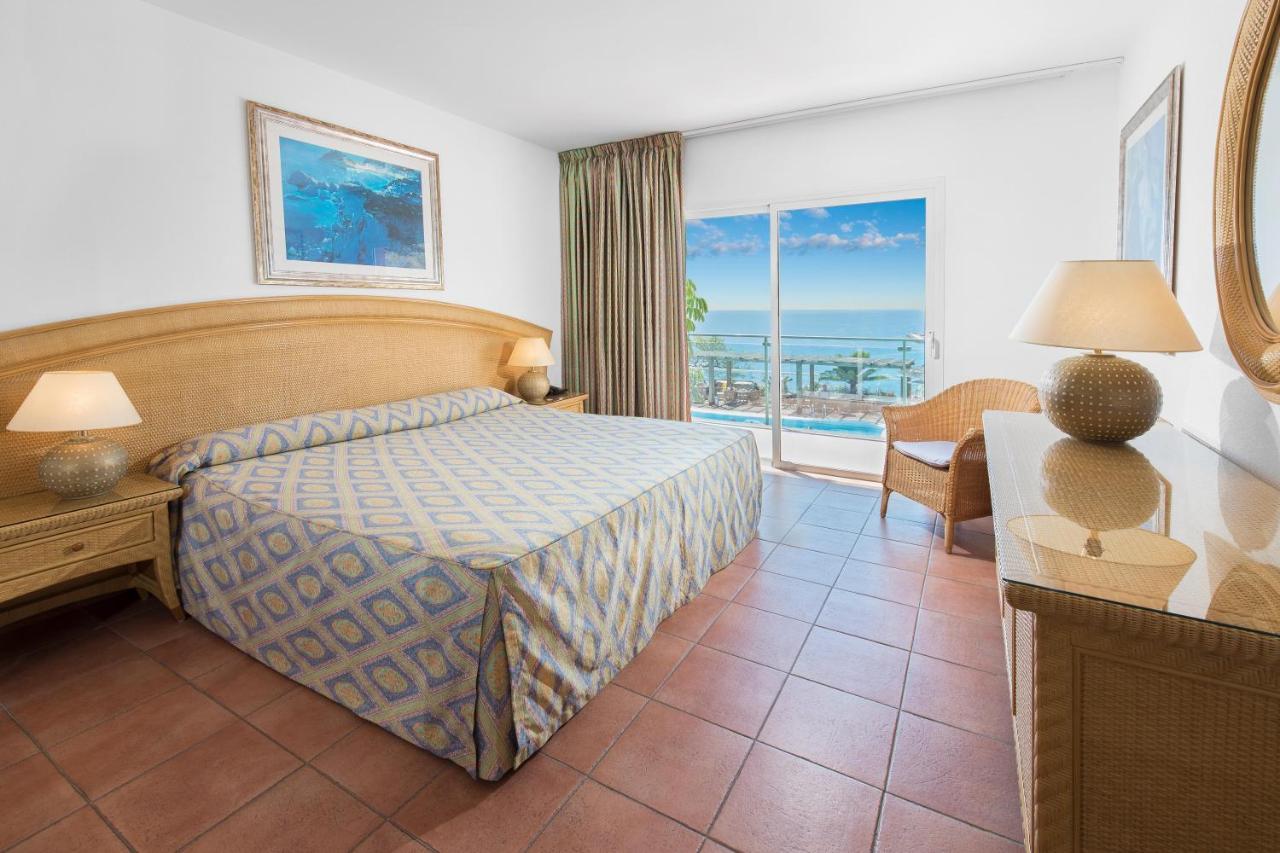 Suite (2 Adultos + 2 Crianças)