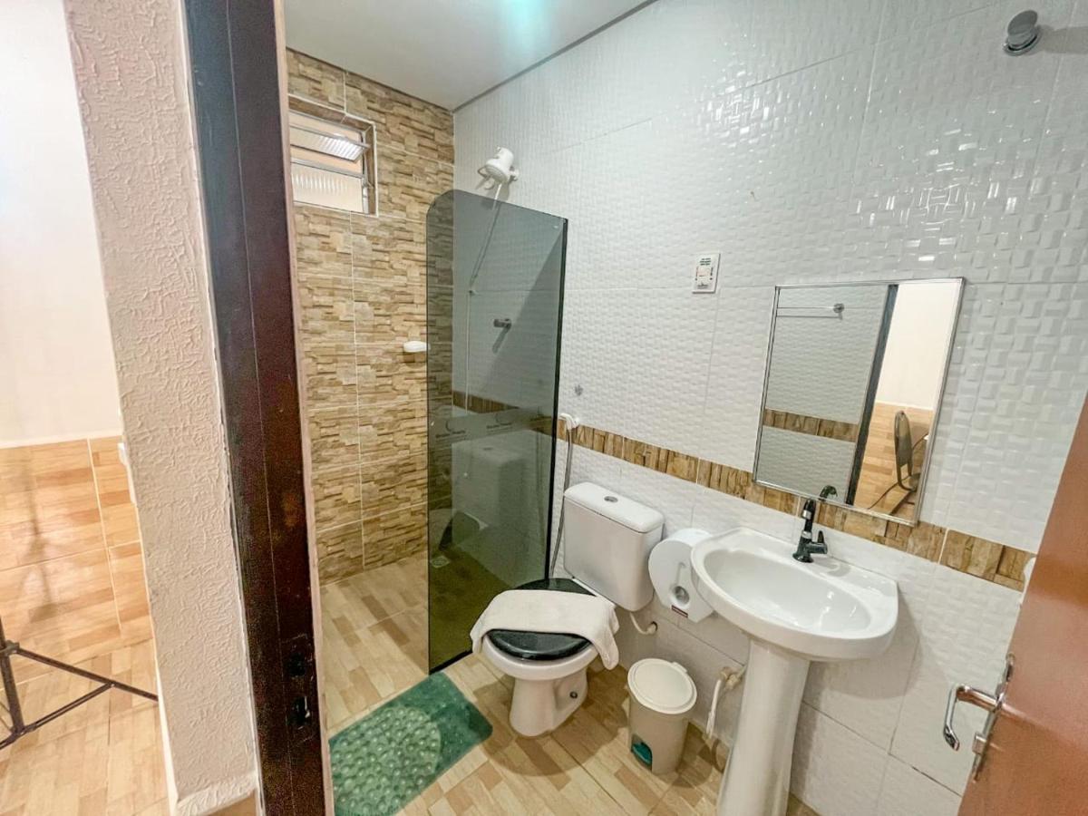 Quarto com Cama de Casal ou 2 de Solteiro