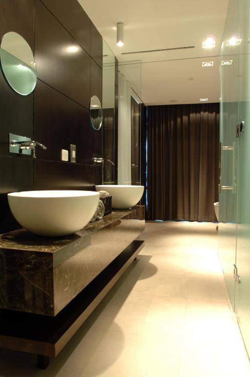 Deluxe Suite met Kingsize Bed en Toegang tot de Executive Lounge