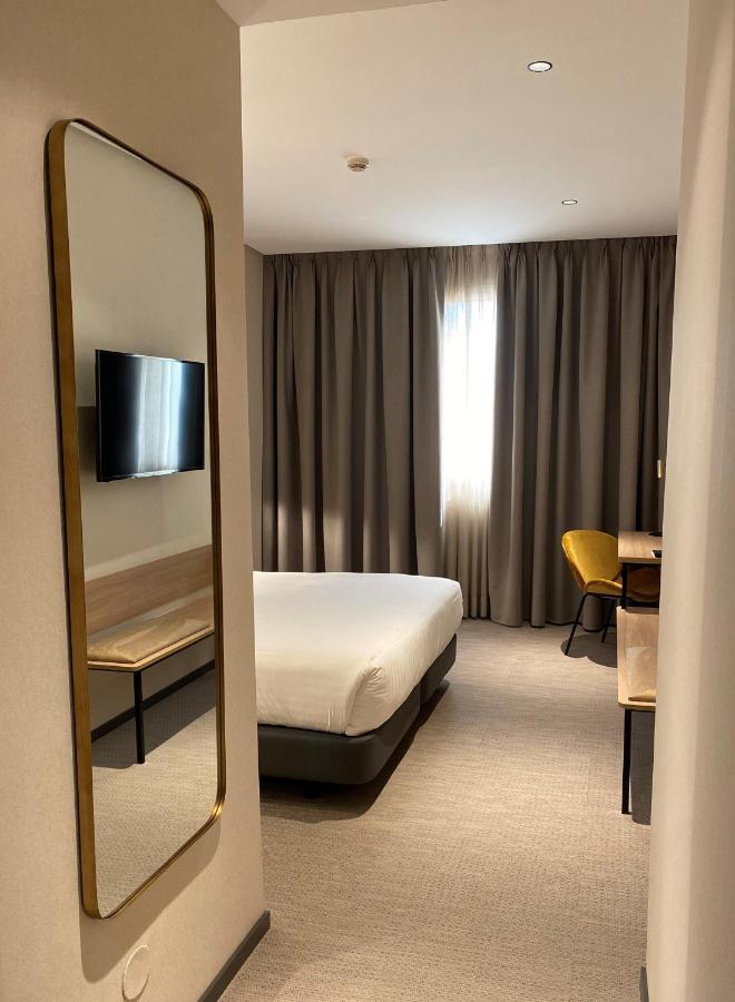 Comfort Room,1394979680:JPEG