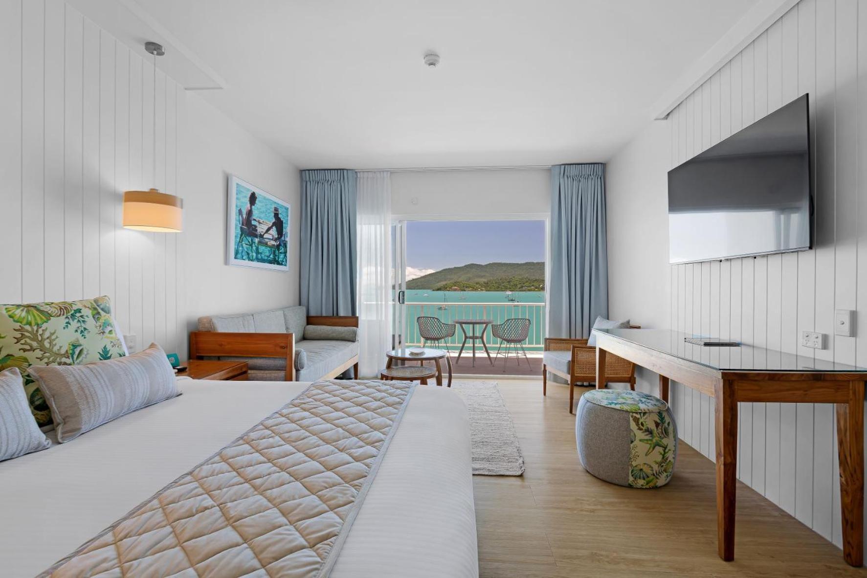 Ocean Deluxe Room