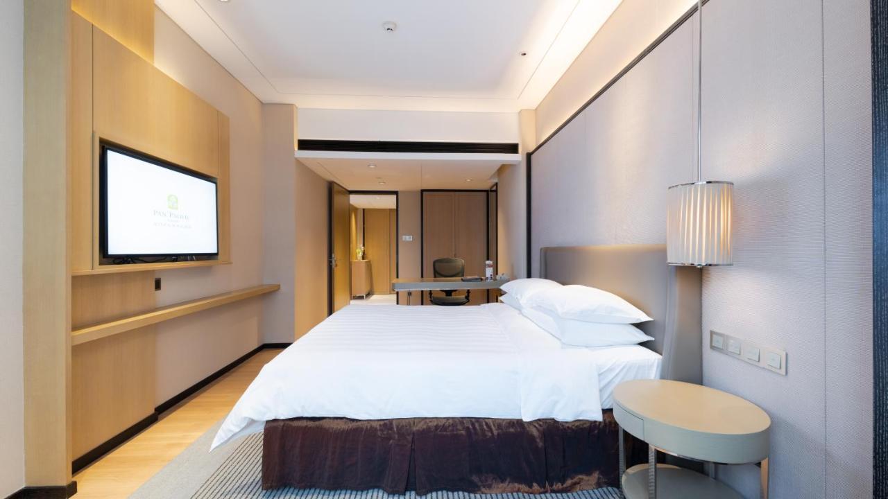 One Bedroom Serviced Suite