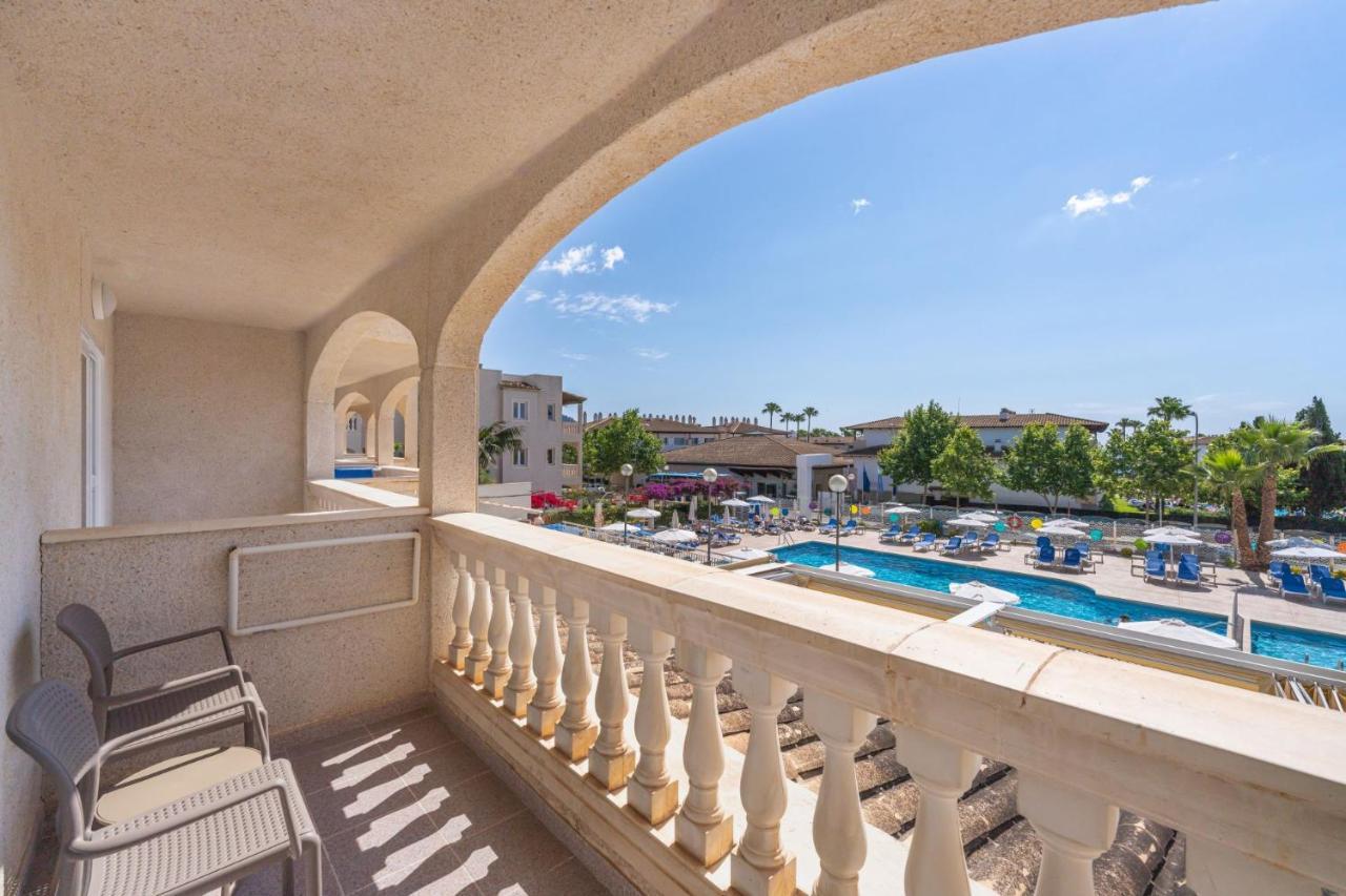 Junior Suite Pool View,1398850571:JPEG