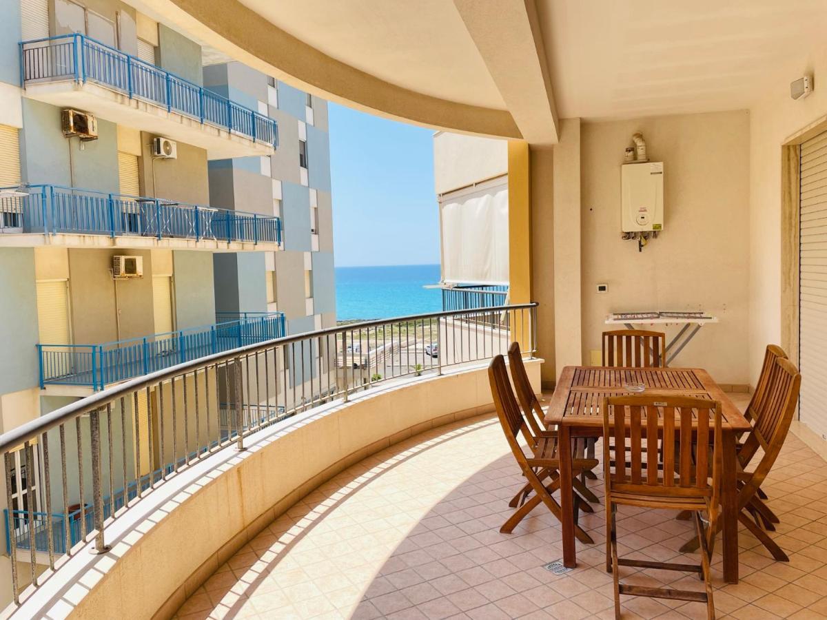 Two-Bedroom Apartment,1649039045:JPEG