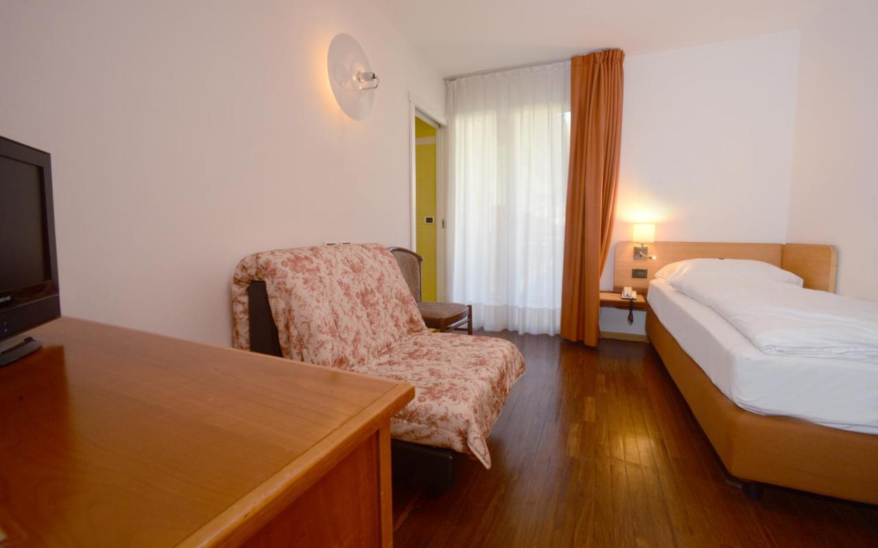 Single Room Balcony