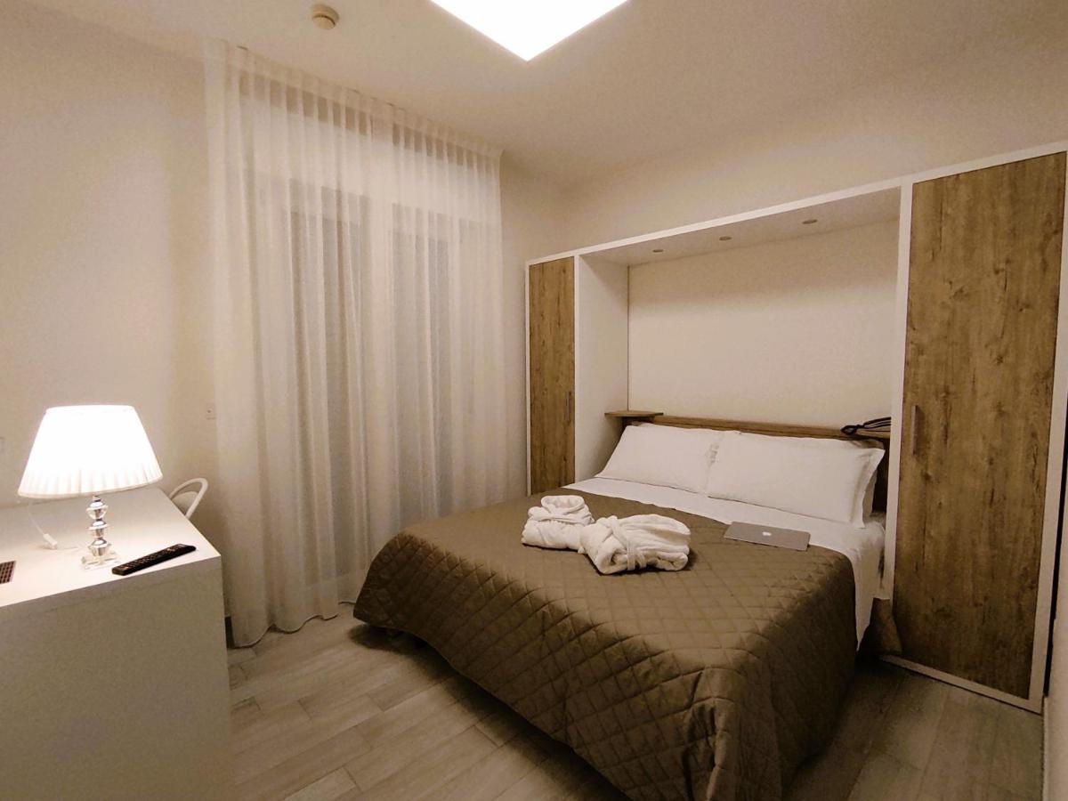 Double or Twin Room,1403524973:JPEG