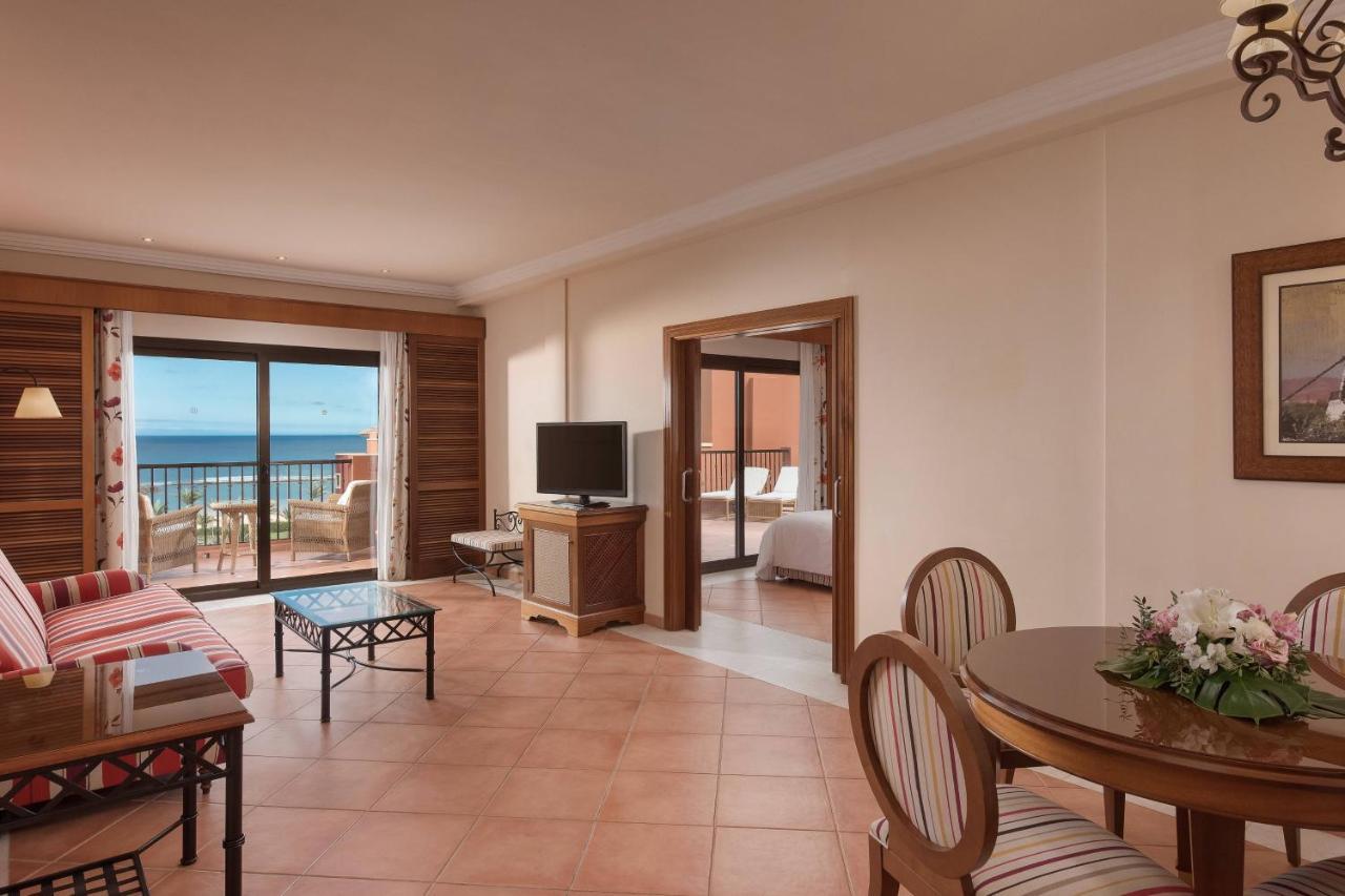 Executive Suite met Queensize Bed en Uitzicht op Zee
