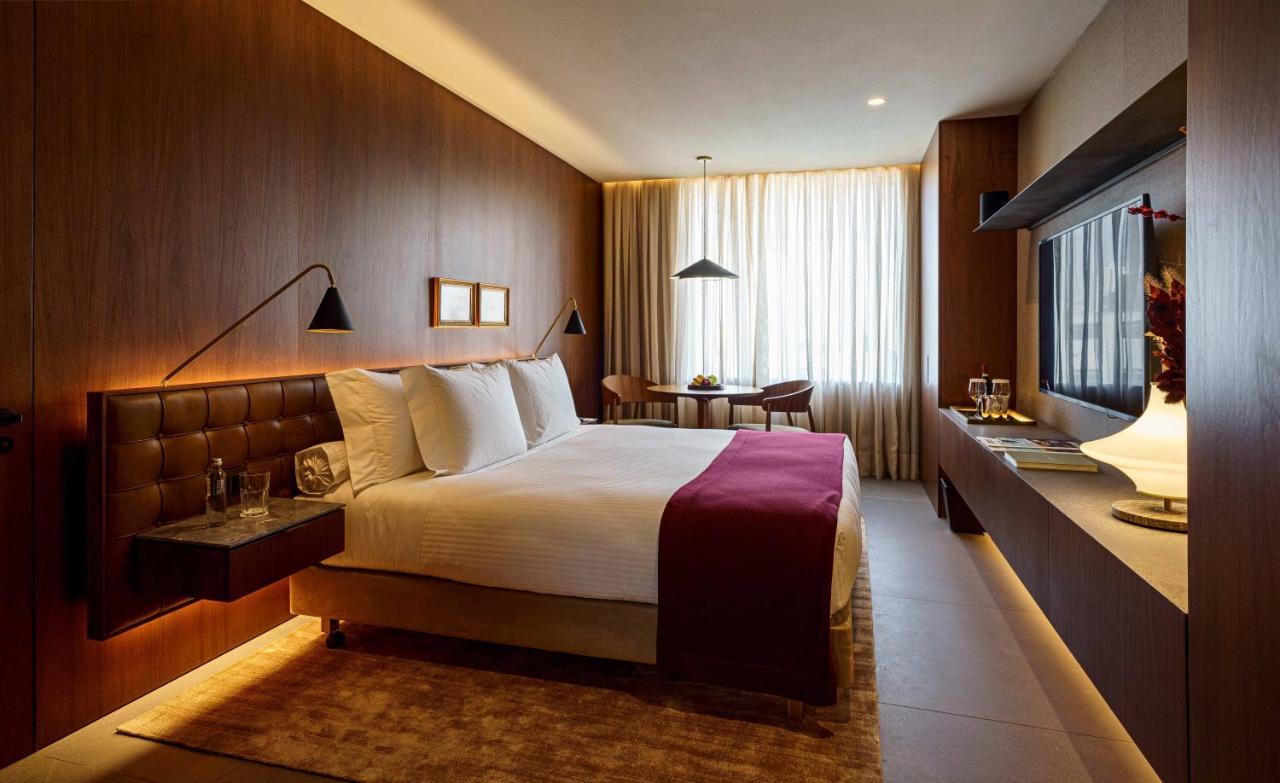 Quarto Superior com Cama King-size