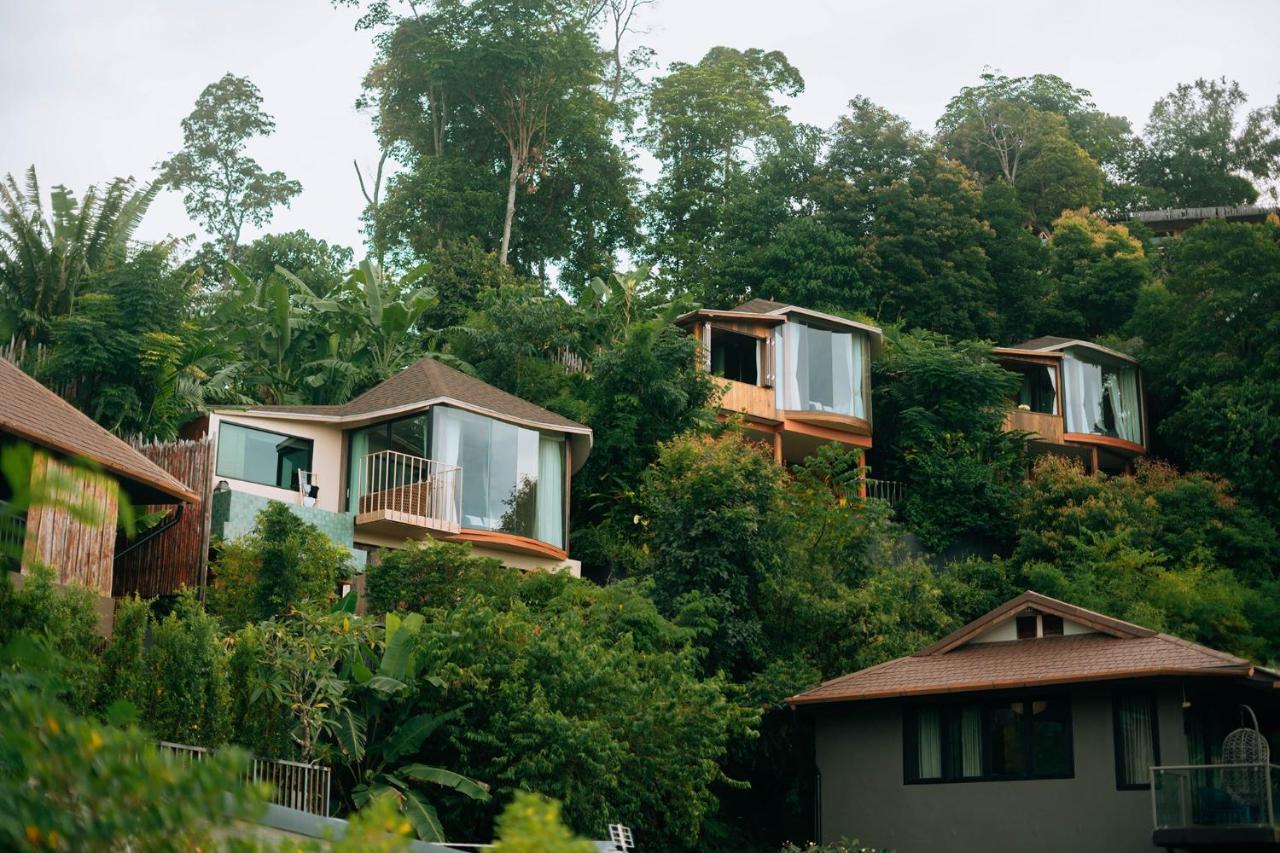 Seaview Villa with Twin Bed No. 16