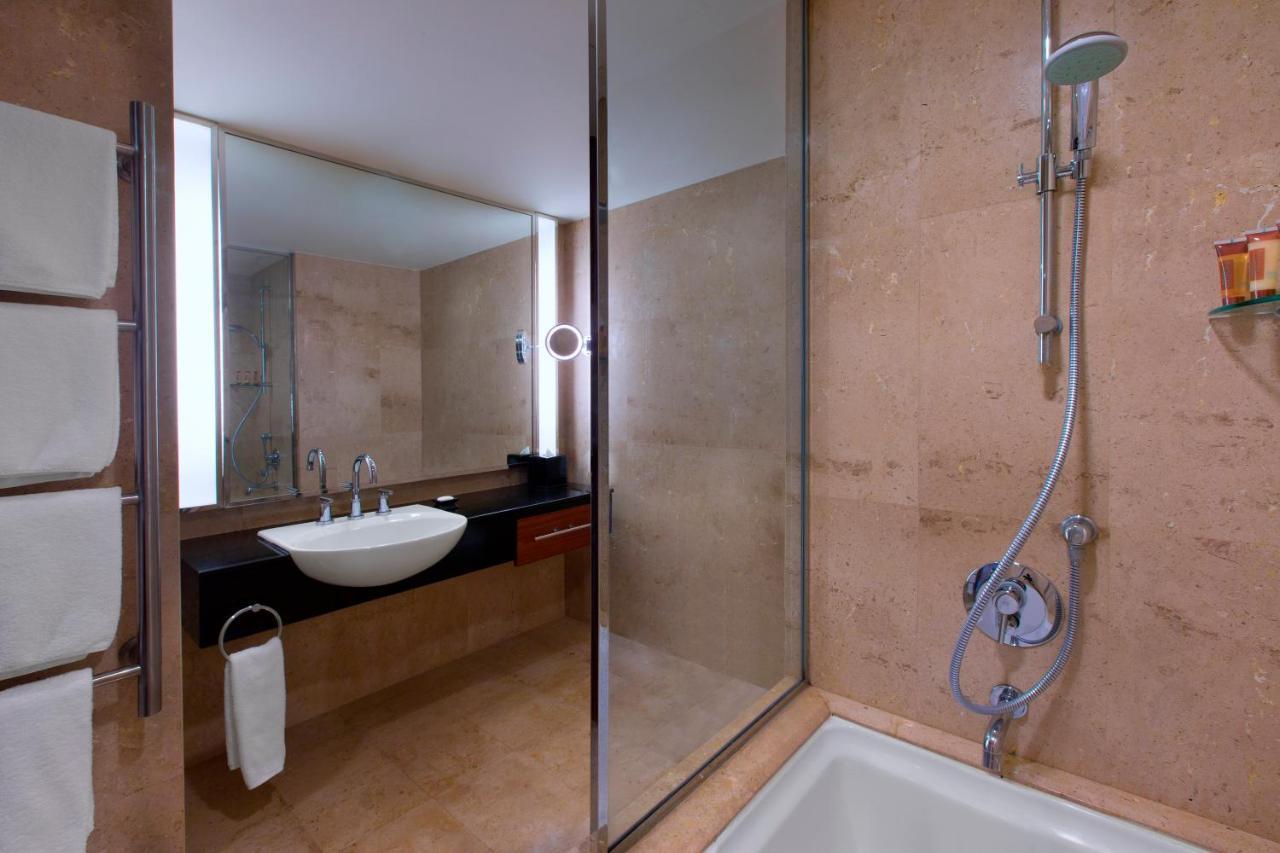 Premium Deluxe Kamer met Kingsize Bed en Uitzicht op de Rivier