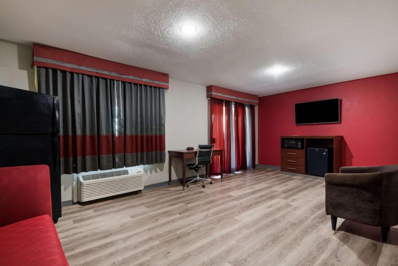 King Suite with Sofa Bed