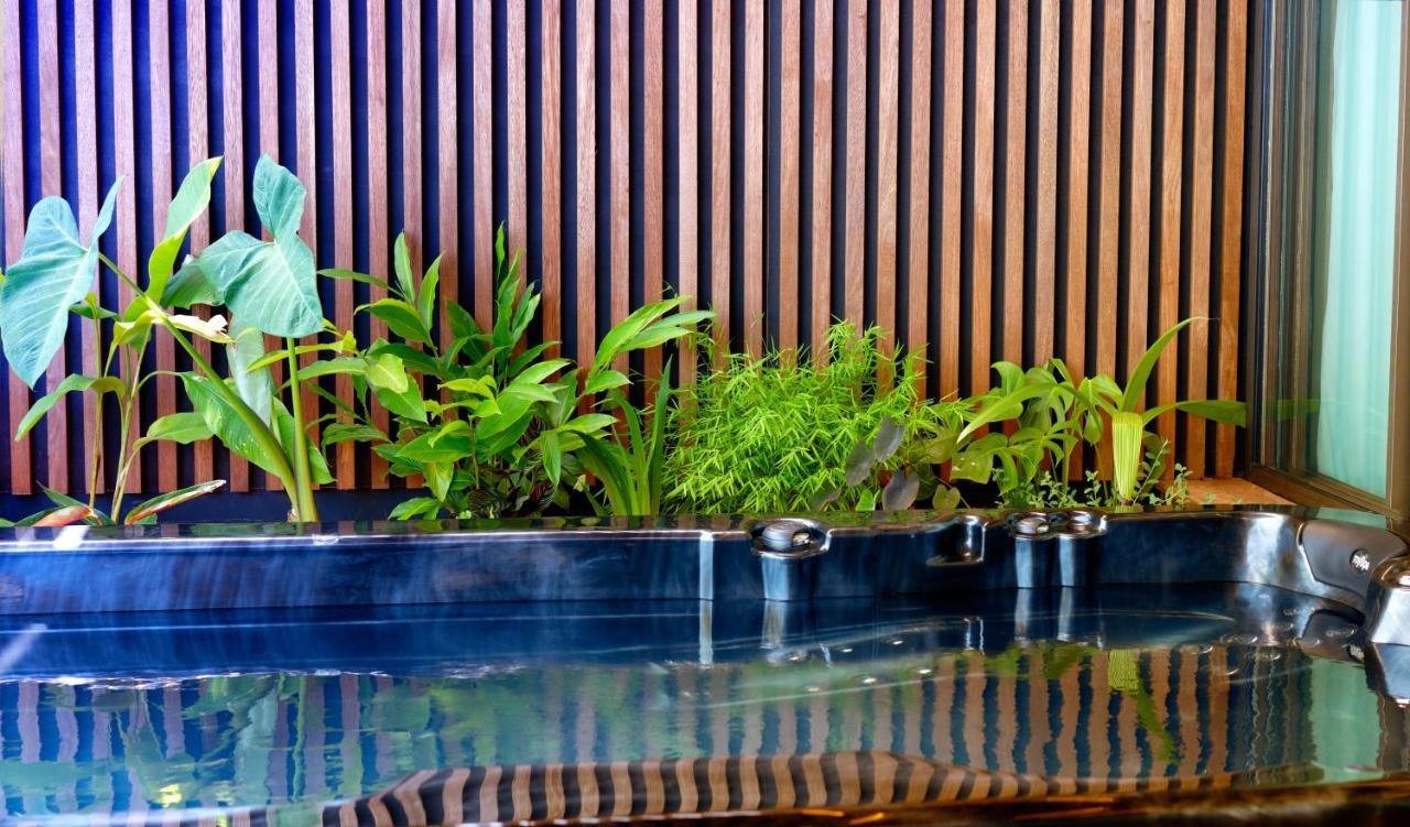 Suite Private Pool