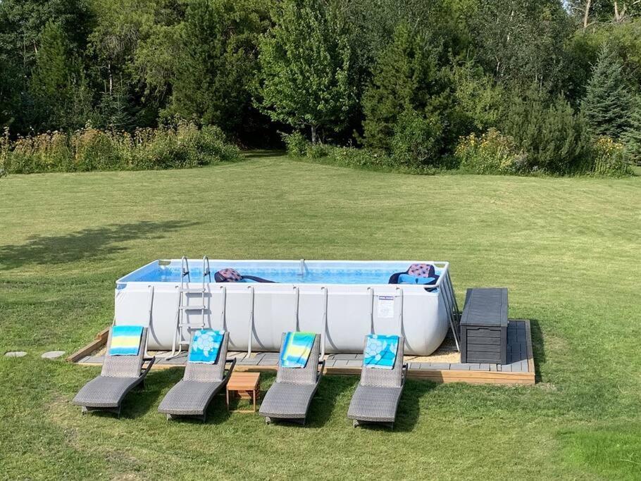 Cozy Guest Room