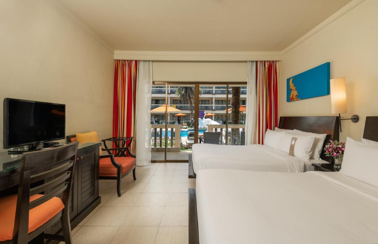 Hébergement Lits Jumeaux Deluxe - Côté Piscine