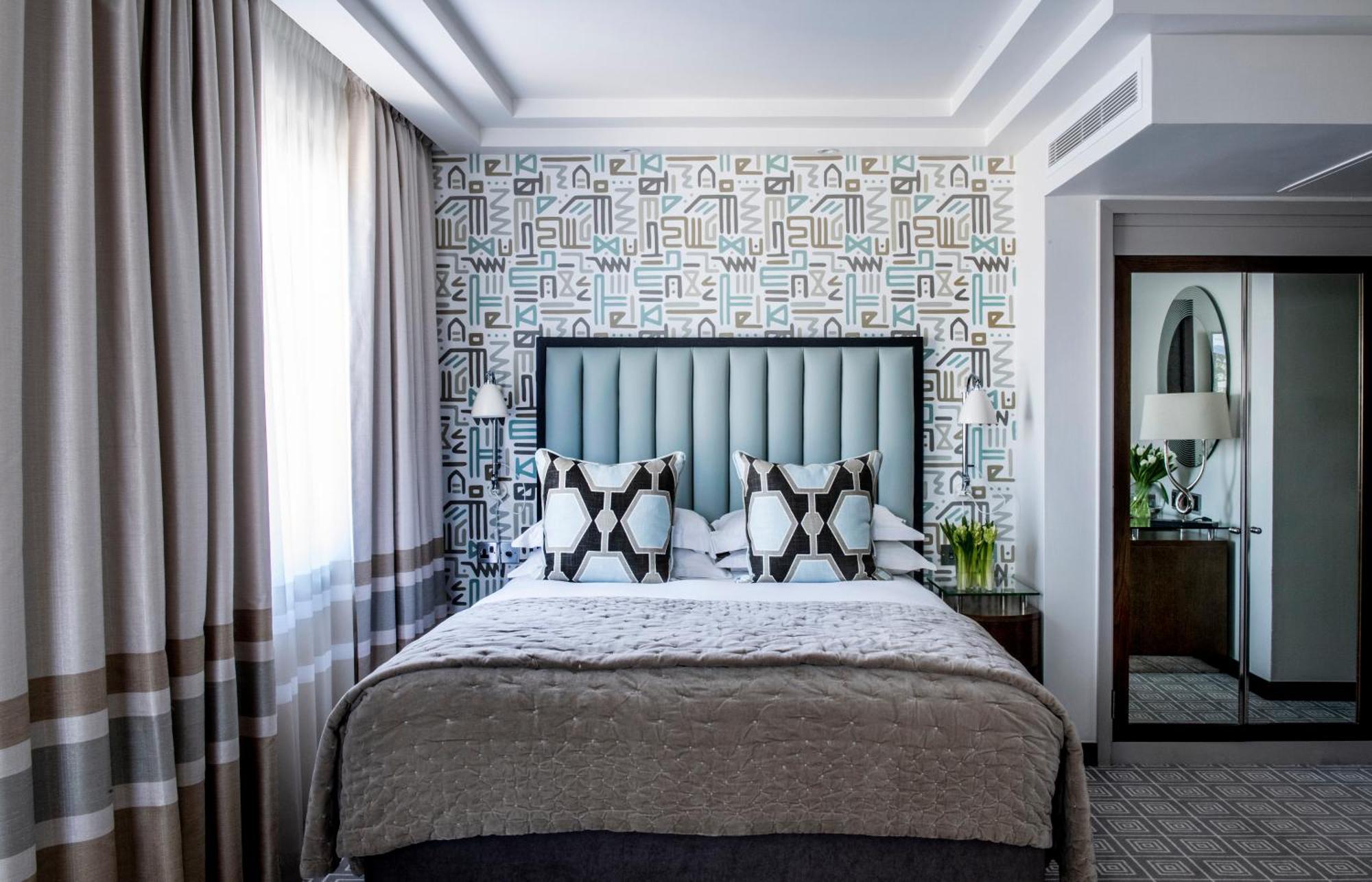 Quarto Deluxe com Cama Queen-size