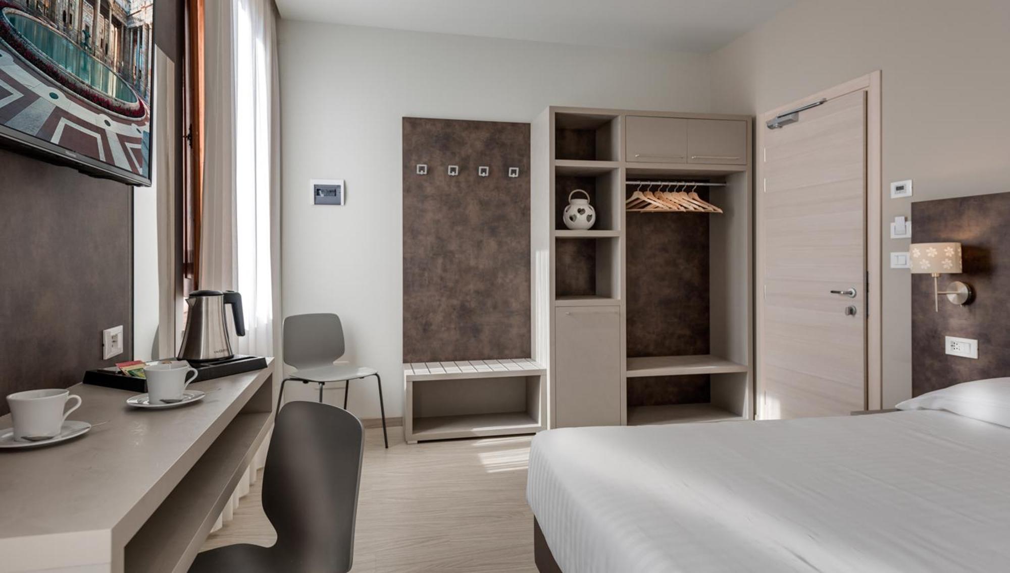 Superior Double Room,1274757301:JPEG
