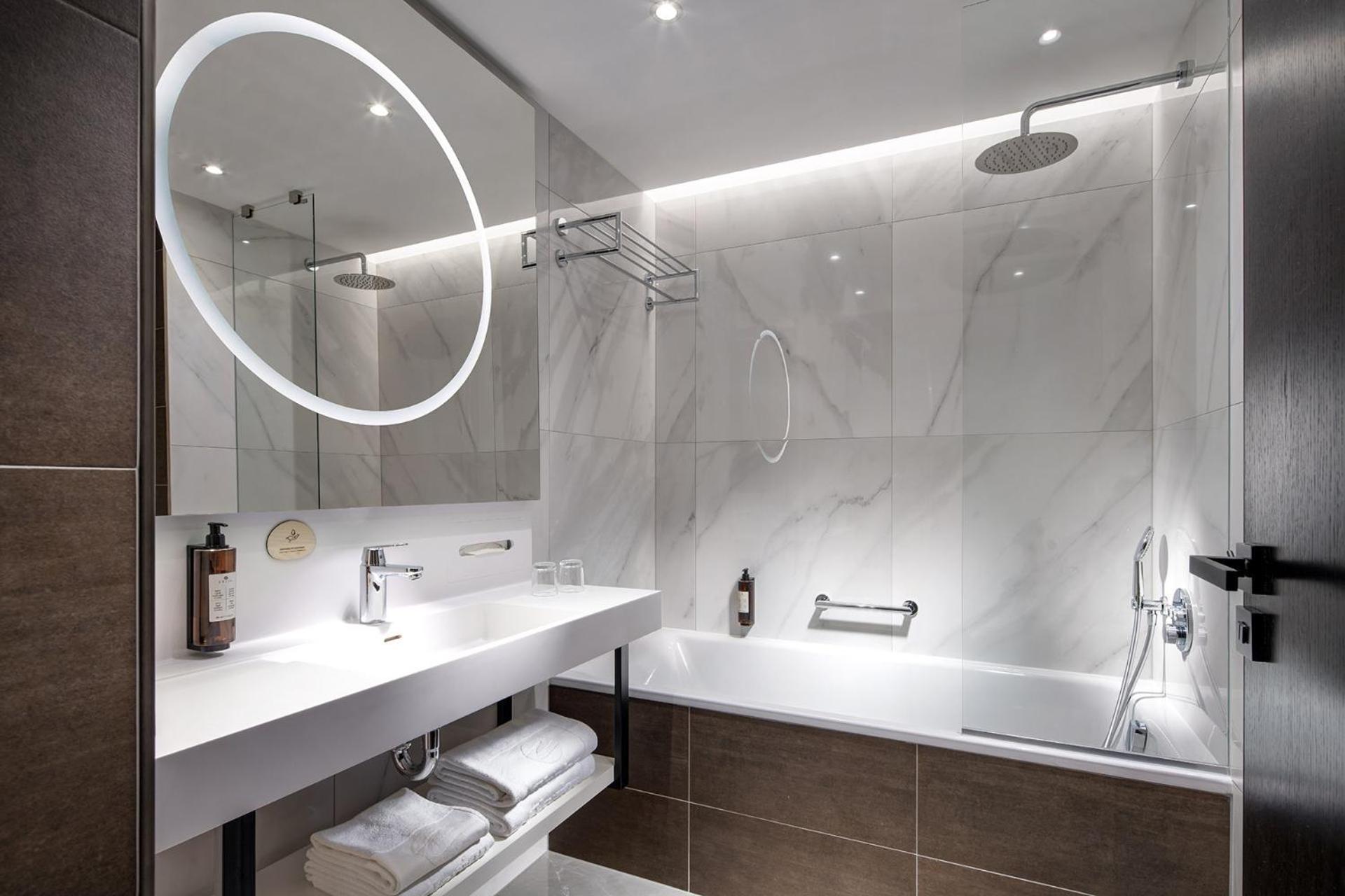 Offre Spéciale Saint-Valentin - Chambre Double Exécutive