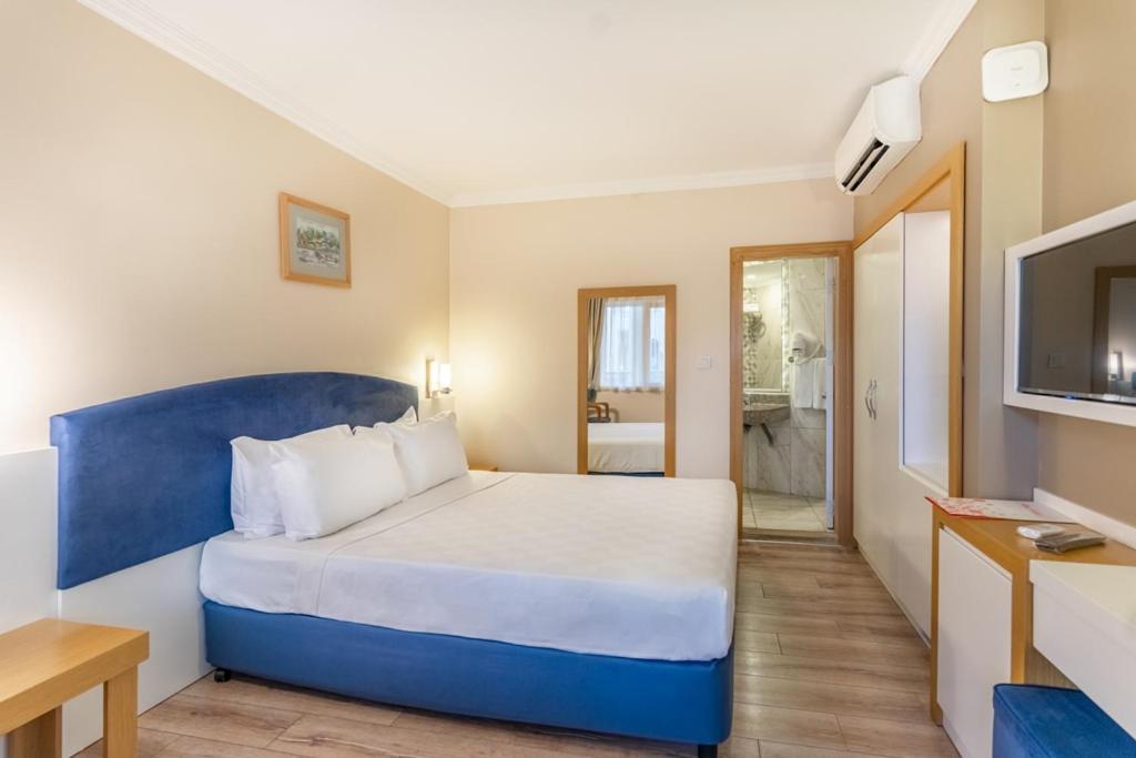 Quarto Individual Econômico