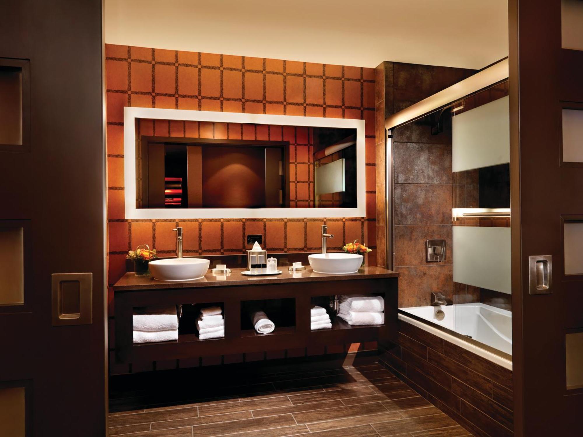 Rush Tower Corner Suite