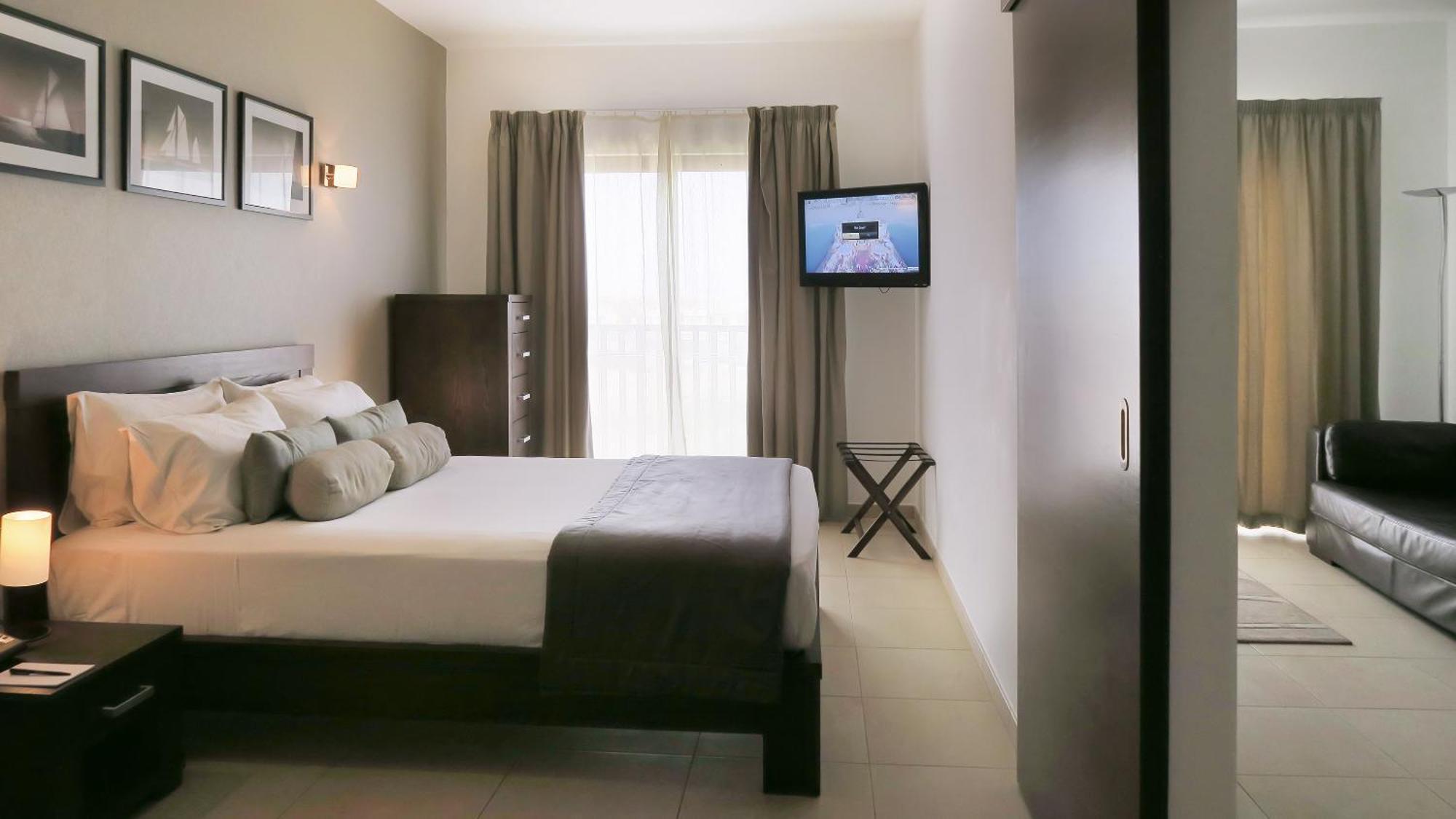 Premium Room,1593918755:JPEG