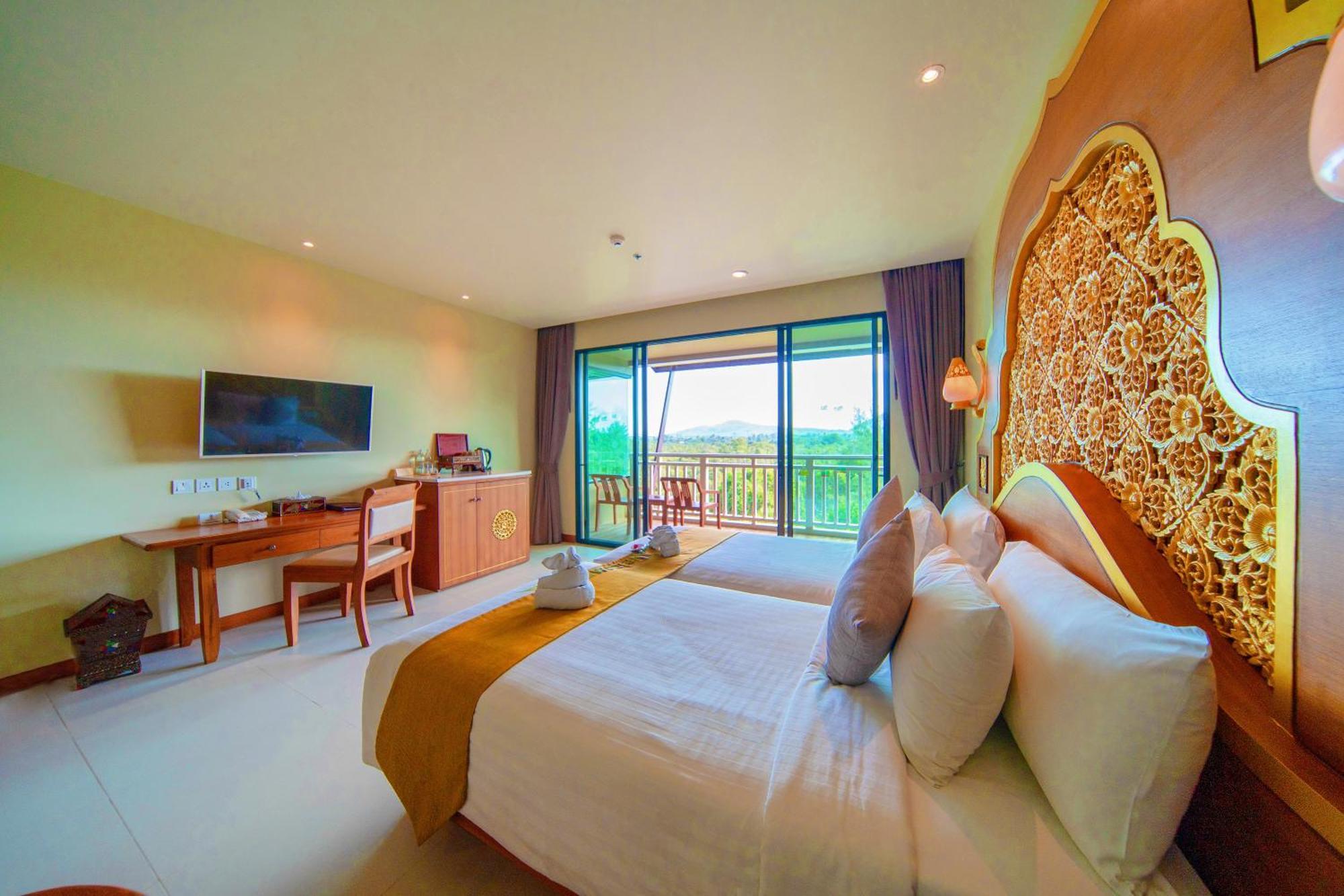 Deluxe Double or Twin Room